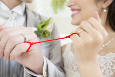 運命の赤い糸、結婚、指輪